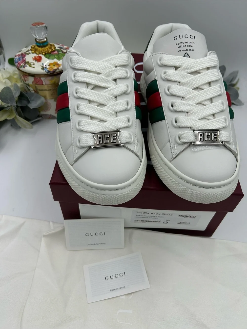 Men's Gucci White Leather ace Sneakers with  web, stripe size 8.5 fits 9.5 US